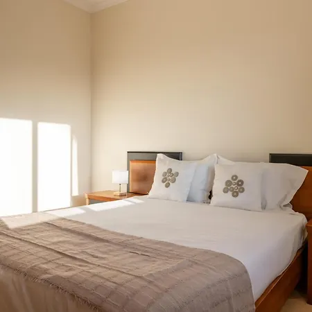 Goncalves By An Island Semesterbostad