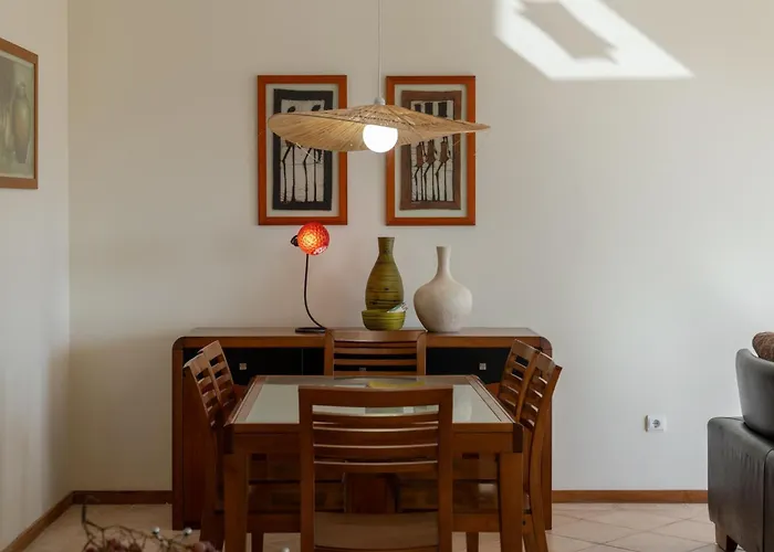 Goncalves By An Island